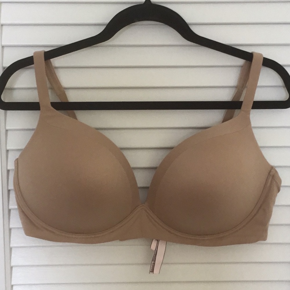 Victoria’s Secret Body by Victoria Bra